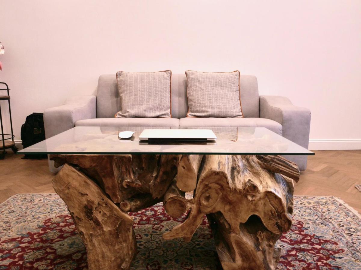 Helmirage Trevi Suite روما المظهر الخارجي الصورة