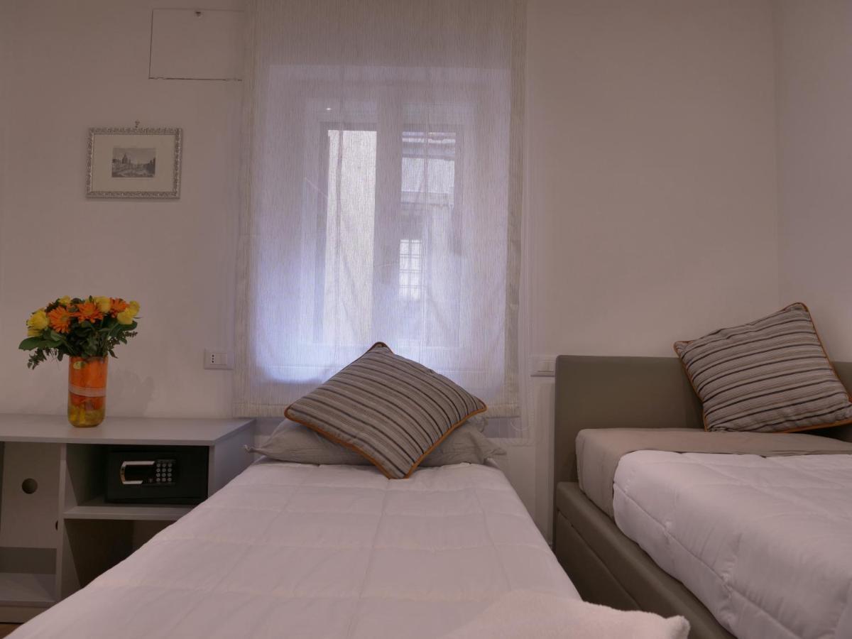 Helmirage Trevi Suite روما المظهر الخارجي الصورة