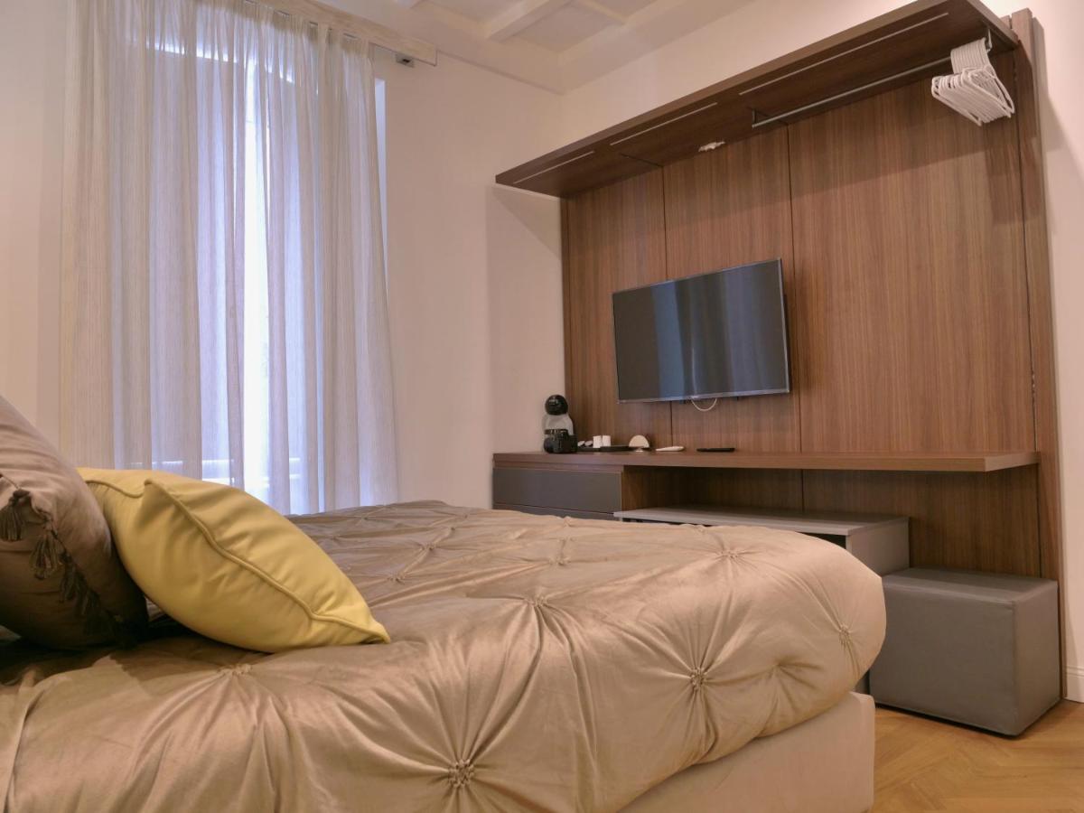 Helmirage Trevi Suite روما المظهر الخارجي الصورة
